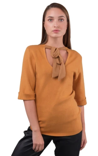 Джемпер женский с бантом 252474